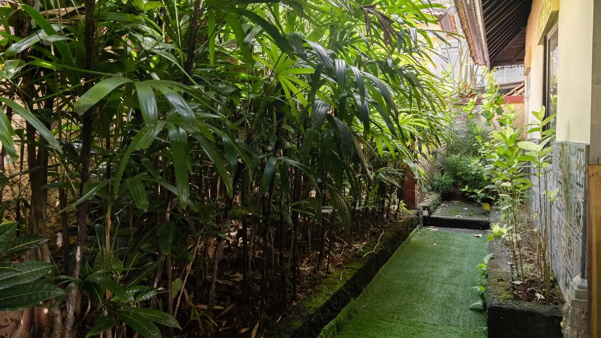 Jes 2 Villa Ubud  Indonesia